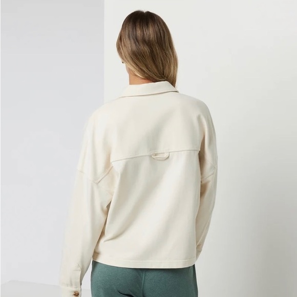 Vuori Mackenzie Cropped Shirt Jacket, Size XL - Picture 3 of 6